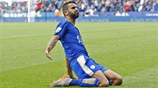 Al�í�an Rijád Mahriz z Leicesteru je po neúplném t�etím kole nejlep�ím st�elcem...