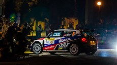 Mstská rychlostní zkouka pi Barum Czech Rally 2014. Na snímku vz Romana...
