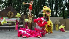 Tchaj-wan se na folklorním festivalu pedstavil s tancem lva, který symbolizuje...