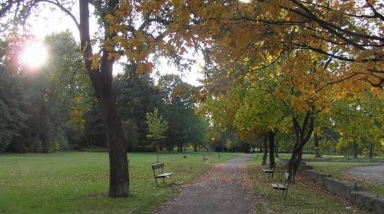 Olejomlýnský park v Jirkov ped rekonstrukcí