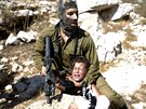Rodina se snaí osvobodit chlapce od izraelského vojáka