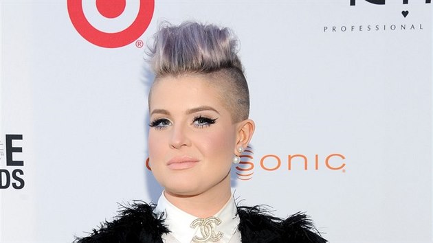 Kelly Osbourne u nem tak perfektn postavu jako ped pti lety, odmtla se ale trpit hlady.