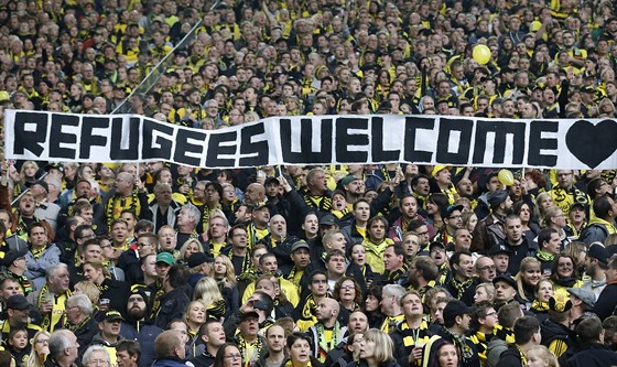 VÍTEJTE! ást fanouk na nmeckých a anglických stadionech vyjádila...