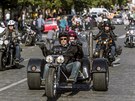Spanilá jízda motorká pi píleitosti Prague Harley Days 2015