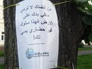 V teplick�ch parc�ch vyz�vaj� arabsk� cedule k dodr�ov�n� po��dku