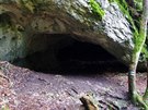 Drobná jeskyn v masivu Dua