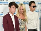 Pamela Andersonová a její synové Dylan Jagger Lee a Brandon Thomas Lee (Culver...