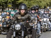 Spanil jzda motork pi pleitosti Prague Harley Days 2015