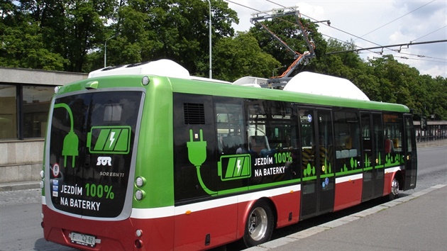 Elektrobus SOR EBN 11 jezdil na pravidelné lince praské MHD.