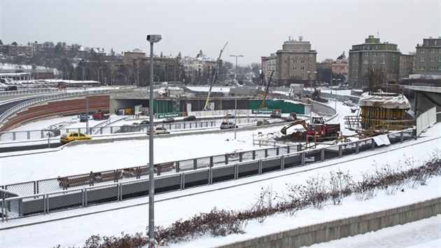 Výstavba tunelového komplexu Blanka - stavenit Malovanka (18. prosince 2009).