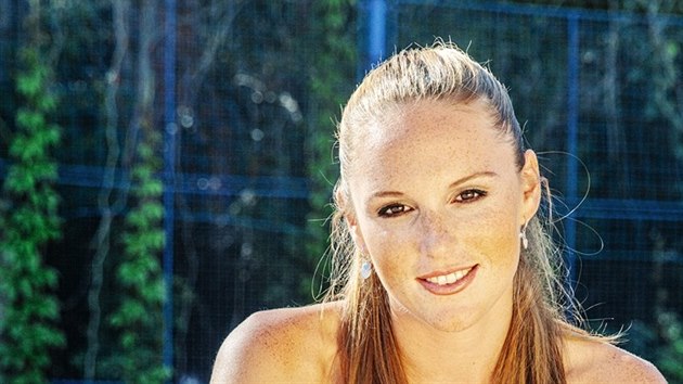 Plážová volejbalistka Kristýna Kolocová na snímku pro Magazín DNES