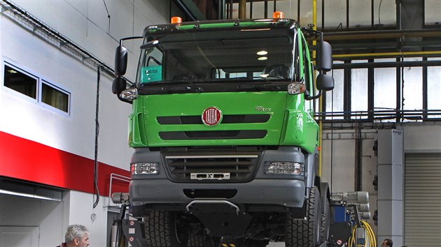 Automobilka Tatra Kopřivnice, která slavnostně otevřela novou diagnostiku pro nákladní auta. Jedná se o první ucelenou investicinových akcionářů.