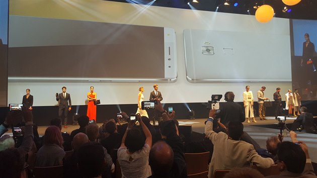 Tiskov konference Huawei v pedveer veletrhu IFA