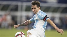Argentinský úto�ník Lionel Messi dává branku v p�átelském utkání proti Mexiku.