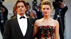 Amber Heardová a Johnny Depp v Benátkách (5. záí 2015)