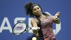 Serena Williamsová ve čtvrtfinále US Open proti sestře Venus
