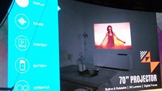 Yoga 3 Pro s pikoprojektorem se svítivostí 50 lm.