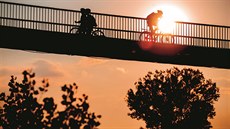 Subtilní Trojská lávka. Spojnice mezi Trojou a Císa�ským ostrovem. 