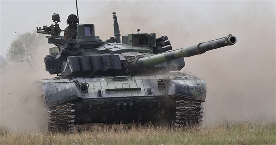Hlavní bojový tank AR T-72M4CZ je i pes své stáí výkonnou, bojovou...