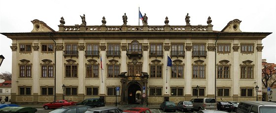 Nostický palác, sídlo ministerstva kultury na Maltézském námstí.