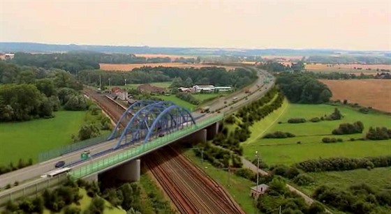 Jeden z chystaných most ptaticítky povede nedaleko elezniní stanice Uhersko na Pardubicku. 