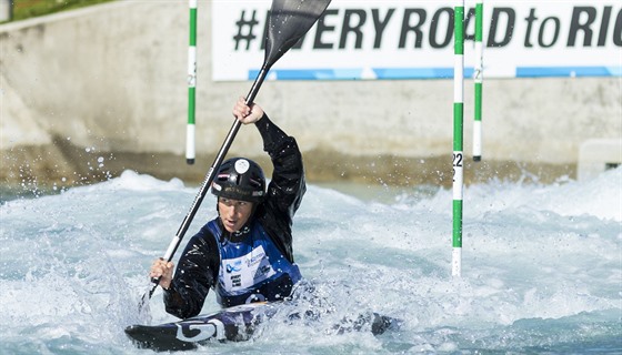Kateřina Kudějová na mistrovství světa ve vodním slalomu v Londýně.