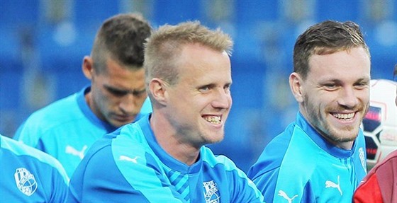 David Limberský (vlevo) a Ondřej Vaněk během tréninku.