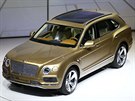Bentley Bentayga na prezentaci koncernu Volkswagen na letoním roníku...