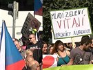 V Praze demonstrovali odprci i píznivci uprchlík.