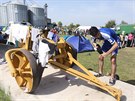 Provizorní uprchlický tábor v chorvatském Tovarniku (19. záí 2015)