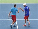 eský pár Radek tpánek (vpravo), Adam Pavlásek v barái Davis Cupu v Dillí.