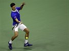 FORHEND. Svtová jednika Novak Djokovi zahrává forhend ve finále US Open.