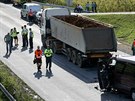 tvrtení nehodu na 218. km dálnice D1 u Vykova nepeilo pt lidí (17. 9....