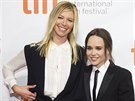 Samantha Thomasová a Ellen Page (Toronto, 12. záí 2015)