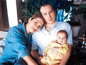 Michal Velíšek s rodinou - Michal Veíšek s roční dcerou Valentýnkou a manželkou...