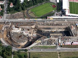 Stavba tunelového komplexu Blanka: Stavenit na Letné v roce 2008
