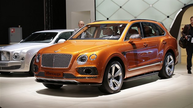 V o�ích n�kterých tradi�ních zákazník� se musel Bentley svou novinkou jménem Bentayga diskvalifikovat. Automobilka ale p�edpokládá, �e mnohem víc klient� z nových rostoucích trh� jako je �ína, p�iláká.