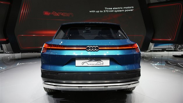 Audi e-tron quattro