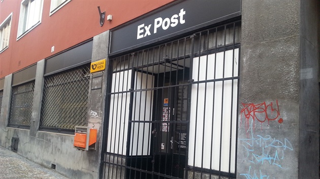 Ex Post  v Píné ulici sídlí v prostorách nkdejí poty.
