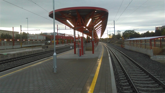 Modernizace 4. koridoru zatím skonila ve stanici Praha - Hostiva.