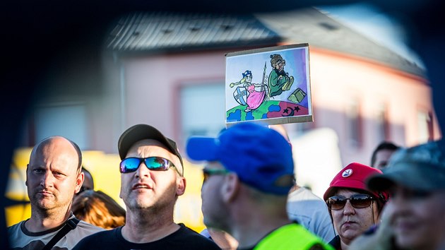 Demonstrace na esko-rakouskm pechodu Doln Dvoit (16. z 2015)
