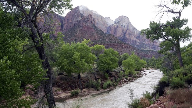 Bleskov povodn zashly i nrodn park Zion (16. z 2015).