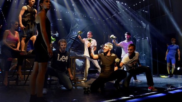 Záb�r z muzikálu Atlantida