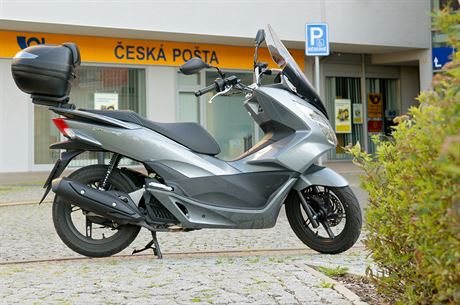 Honda PCX v redaknm testu