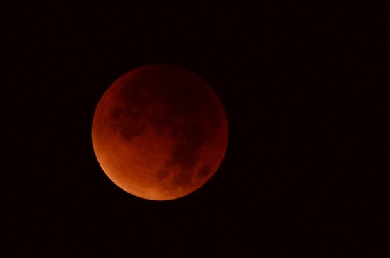 Krvavý superměsíc, zatmění Měsíce 28.9.2015
