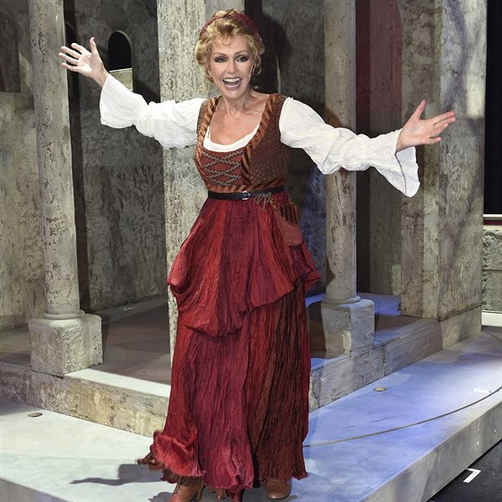 Helena Vondráková v muzikálu Romeo a Julie.