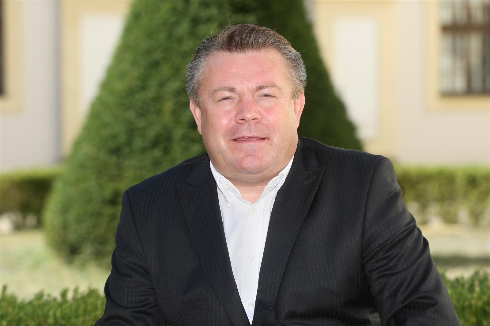 "Lidé odcházejí od bývalého zam�stnavatele z r�zných d�vod�. Peníze jsou sice...