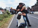 Uprchlíci na chorvatsko - slovinském pechodu Harmica (20. záí 2015)