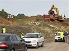 Na rozestavěné dálnici D8 u Dobkoviček začala 24. září 2015 druhá etapa sanace...