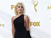Lady Gaga na cenách Emmy 2015.